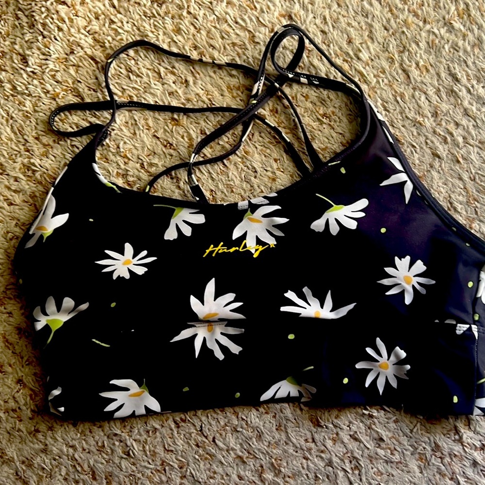 Hurley Daisy Sports Bra size Large
